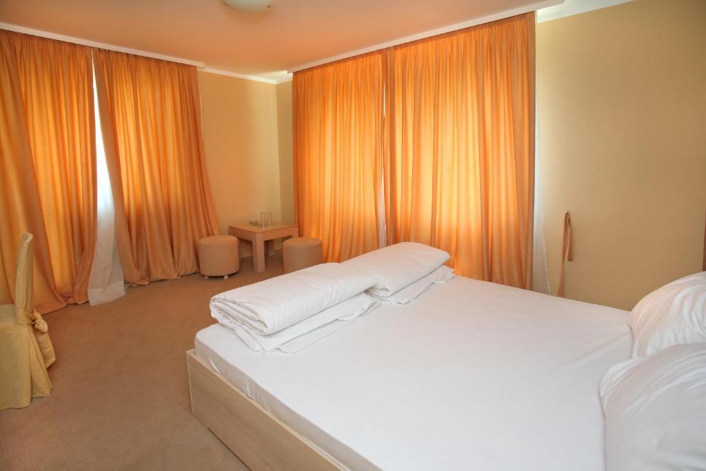 Family Hotel Diana Sofya Oda fotoğraf